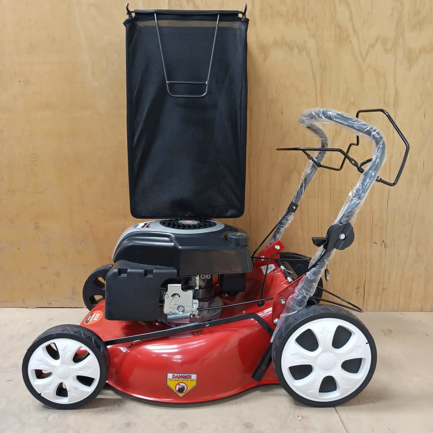 Dich Gasoline Lawn Mower โ Self-Propelled, 173cc